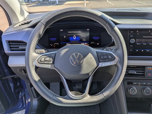 Certified 2022 Volkswagen Taos SE image 13