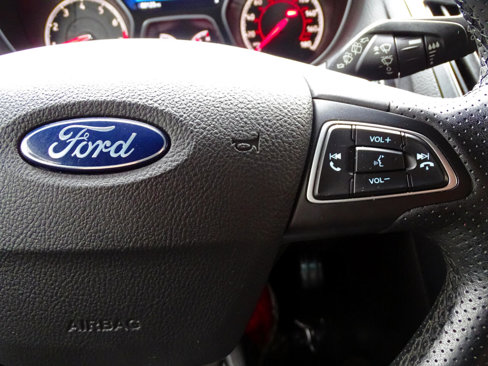 Used 2017 Ford Focus ST image 24