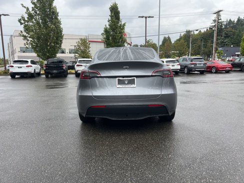 Used 2024 Tesla Model Y Long Range image 6