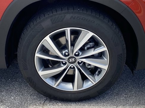 Used 2019 Hyundai Santa Fe SEL image 24