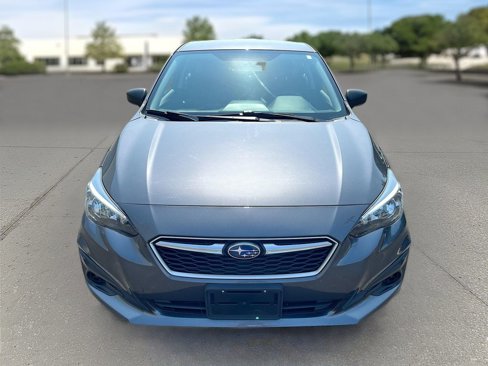 Used 2019 Subaru Impreza 2.0i image 2