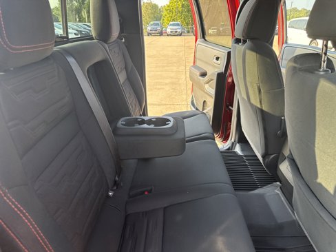 Used 2024 Nissan Frontier PRO-4X w/ Technology Package image 35