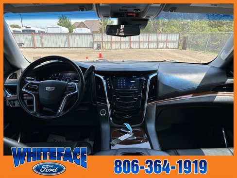 Used 2018 Cadillac Escalade Luxury image 10