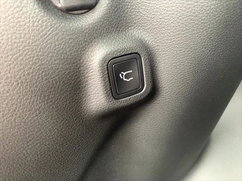 New 2025 Jeep Compass Latitude w/ Convenience Group image 31