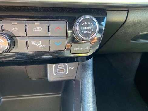 Used 2023 Jeep Compass Latitude w/ Convenience Group image 14