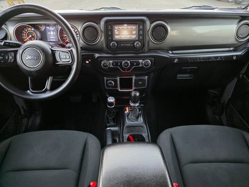 Used 2018 Jeep Wrangler Unlimited Sport image 21
