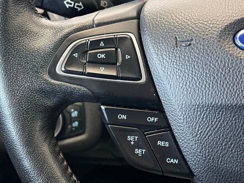Used 2019 Ford Escape SEL image 14