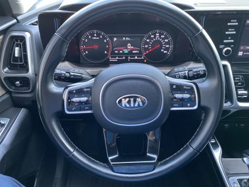 Used 2021 Kia Sorento EX image 18