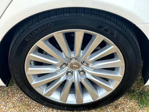 Used 2014 Lexus LS 460 image 14