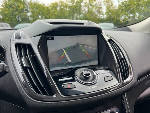 Used 2015 Ford Escape Titanium image 31