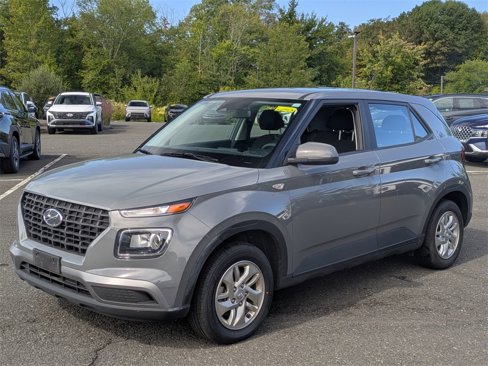 Certified 2023 Hyundai Venue SE image 5