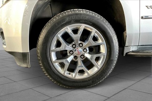Used 2016 GMC Yukon XL SLE w/ Convenience Package image 10