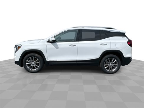 Certified 2022 GMC Terrain SLT w/ Infotainment Package II image 5