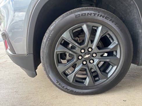 Used 2021 Chevrolet Traverse RS image 49
