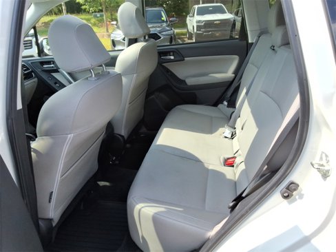 Used 2017 Subaru Forester 2.5i Limited image 18