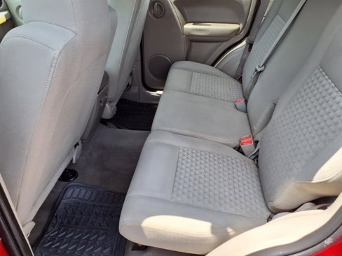 Used 2007 Jeep Liberty Sport image 7