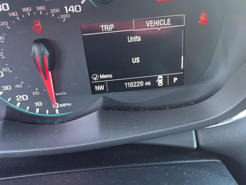 Used 2018 Chevrolet Trax LT w/ LT Convenience Package image 9