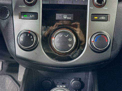 Used 2013 Kia Forte EX image 14