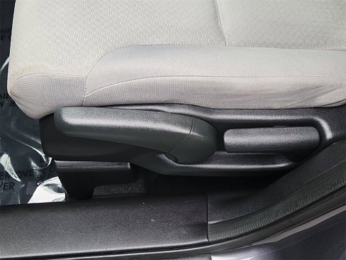 Used 2016 Honda CR-V LX image 17