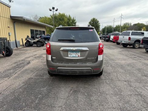 Used 2011 Chevrolet Equinox LT image 10