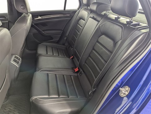 Used 2018 Volkswagen Golf R 4-Door image 29