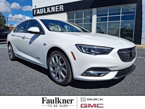 Used 2020 Buick Regal Avenir w/ Driver Confidence Package II image 1