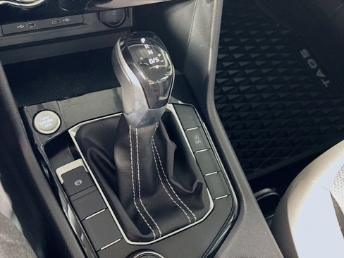 Certified 2024 Volkswagen Taos S image 18