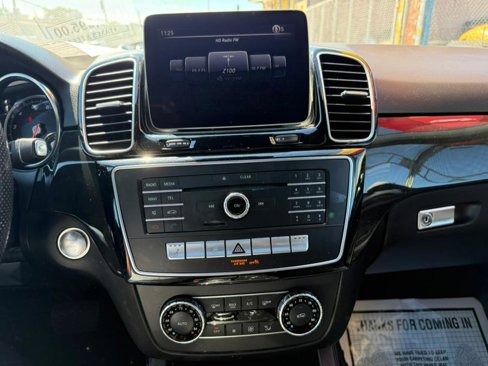 Used 2018 Mercedes-Benz GLE 350 4MATIC w/ Premium 1 Package image 15