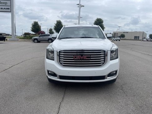 Used 2018 GMC Yukon XL SLT w/ Premium Edition image 2