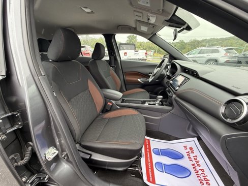 Certified 2024 Nissan Kicks SR image 18