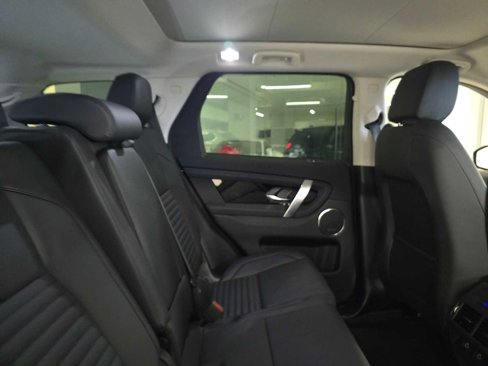 Certified 2025 Land Rover Discovery Sport S image 12