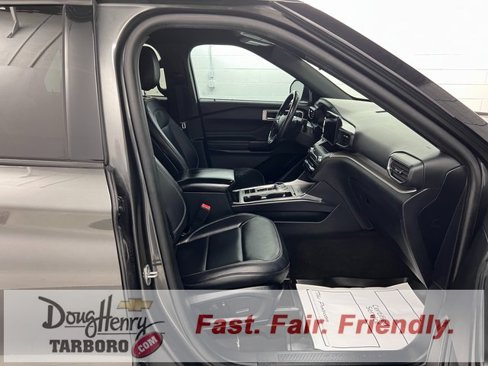 Used 2020 Ford Explorer XLT w/ Equipment Group 202A image 44