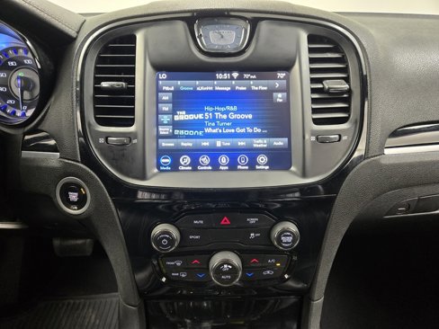 Used 2020 Chrysler 300 S image 17
