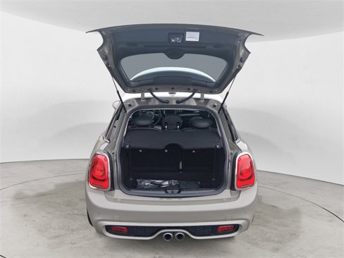 Used 2019 MINI Cooper S image 16