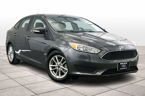 Used 2016 Ford Focus SE w/ Exterior Protection Package image 3