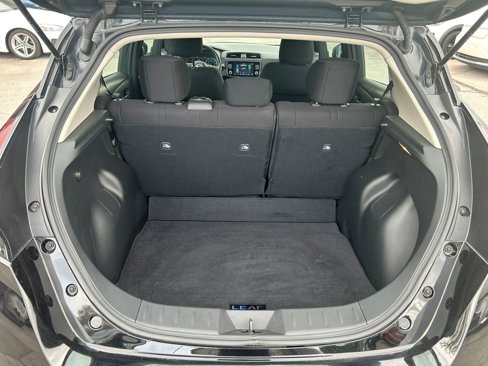 Used 2023 Nissan Leaf SV Plus image 28