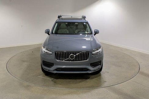 Used 2022 Volvo XC90 T6 Momentum w/ Climate Package image 8