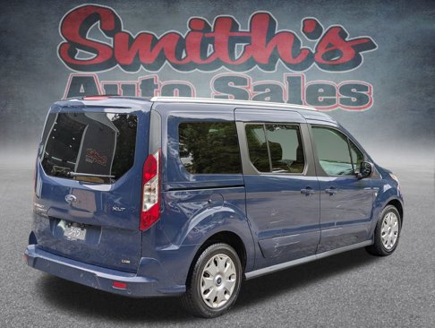 Used 2017 Ford Transit Connect XLT image 6