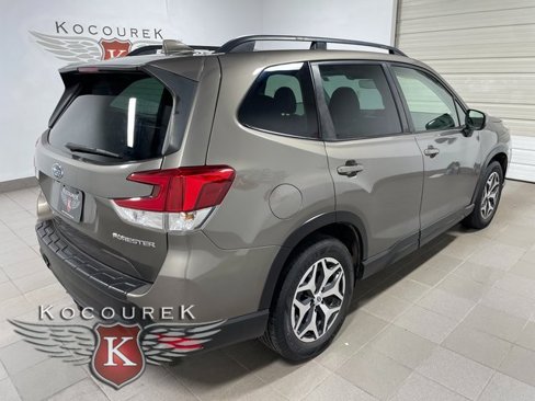 Used 2020 Subaru Forester Premium w/ Popular Package #1 image 6