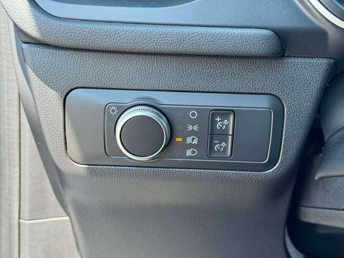 Used 2022 Ford Escape SE image 26