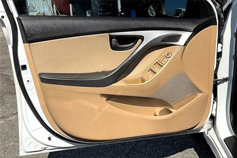 Used 2013 Hyundai Elantra GLS w/ Preferred Pkg image 20