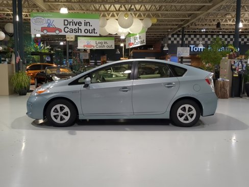 Used 2015 Toyota Prius Two image 12
