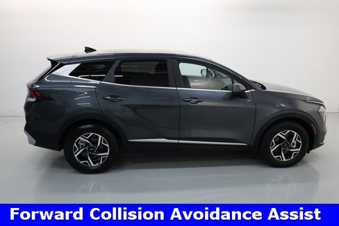 Used 2025 Kia Sportage LX image 18