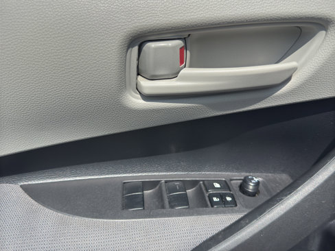 Used 2024 Toyota Corolla LE image 12