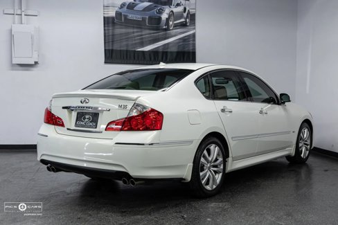 Used 2010 INFINITI M35 w/ Technology Pkg image 14
