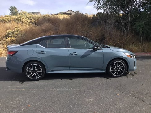 New 2025 Nissan Sentra SR image 7