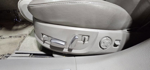 Used 2007 Audi S8 image 17