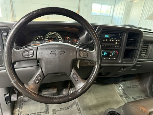 Used 2007 Chevrolet Silverado 1500 LT w/ Extended Cab Value Package image 13