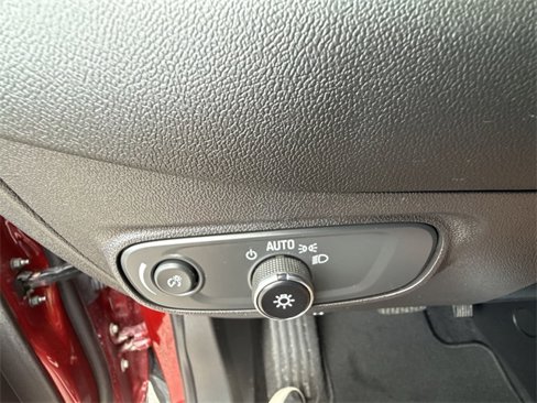 Certified 2023 Chevrolet Equinox LT image 17