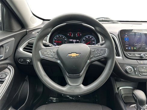 Used 2021 Chevrolet Malibu LS w/ Driver Confidence Package II image 12